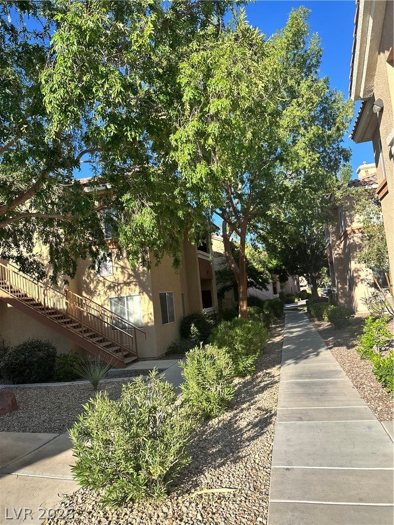 1050 E Cactus Avenue 1067