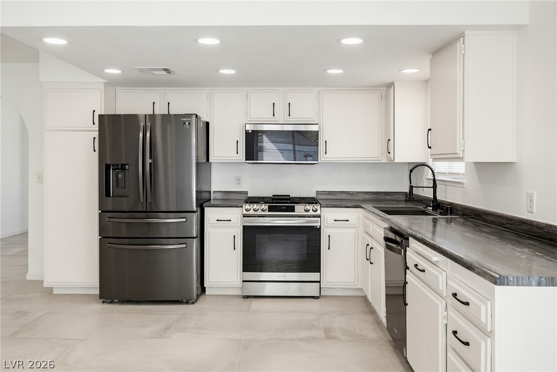 711 Sugarcane Court
