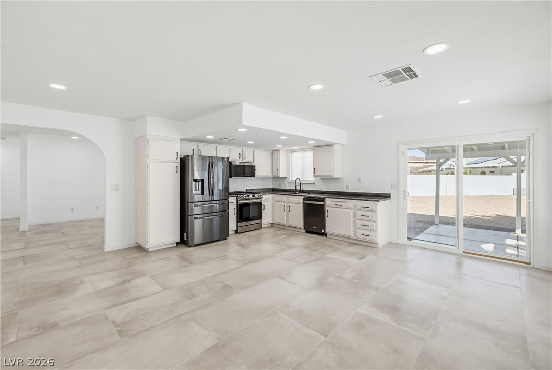 711 Sugarcane Court