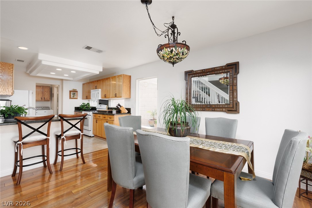 8848 Cornwall Glen Avenue