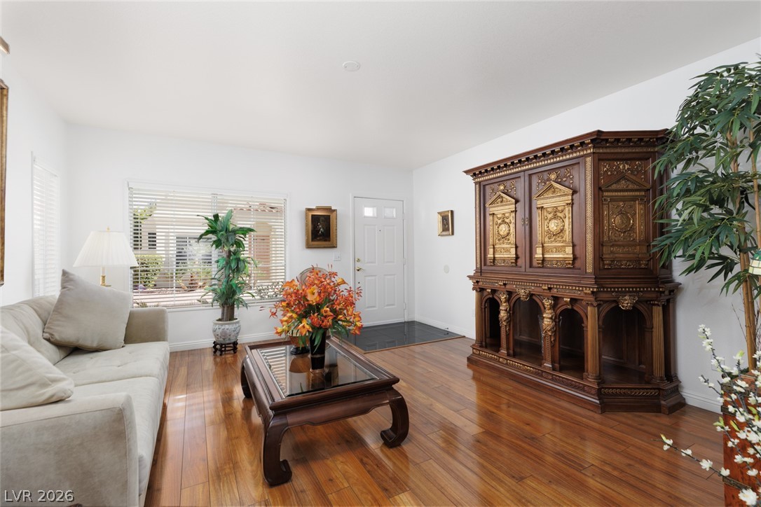 8848 Cornwall Glen Avenue