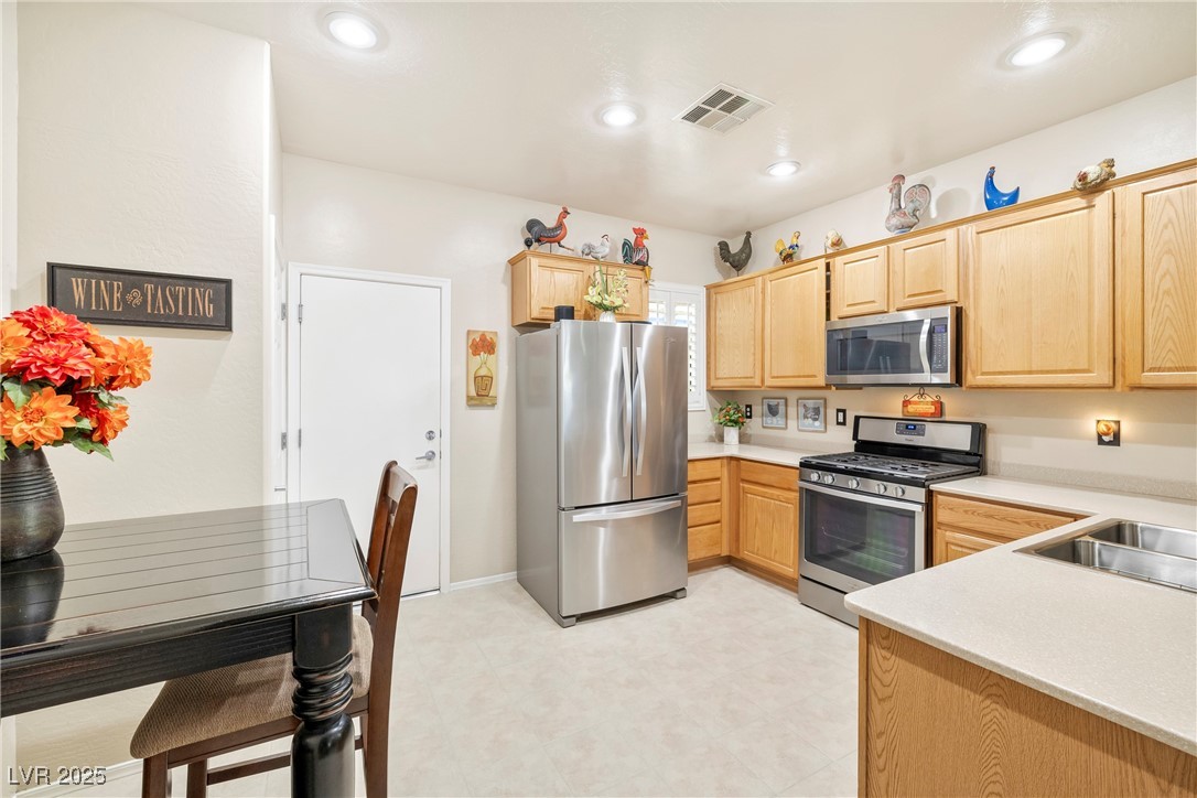 Properties 4 2496 Ashen Light Drive