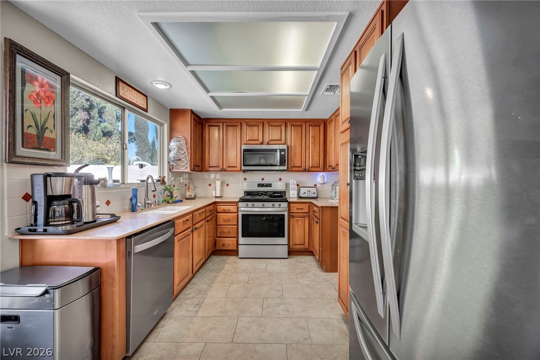 2332 Schillings Court