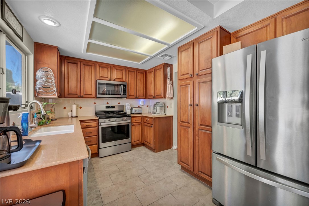 2332 Schillings Court