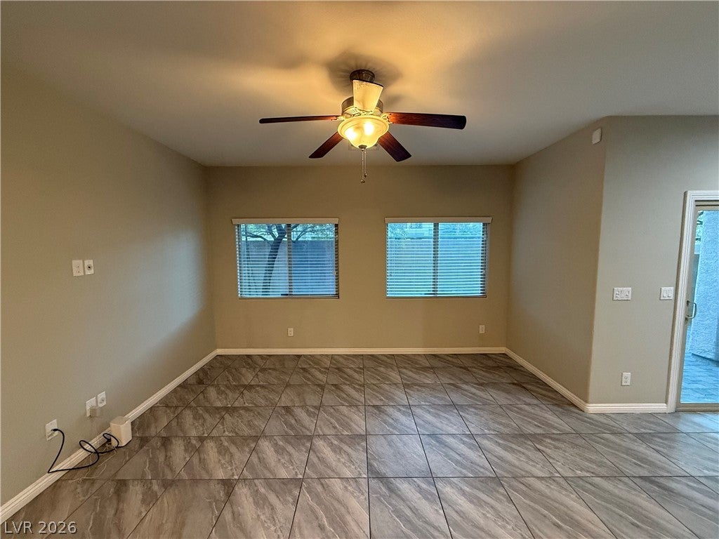 6867 Dragonfly Rock Street