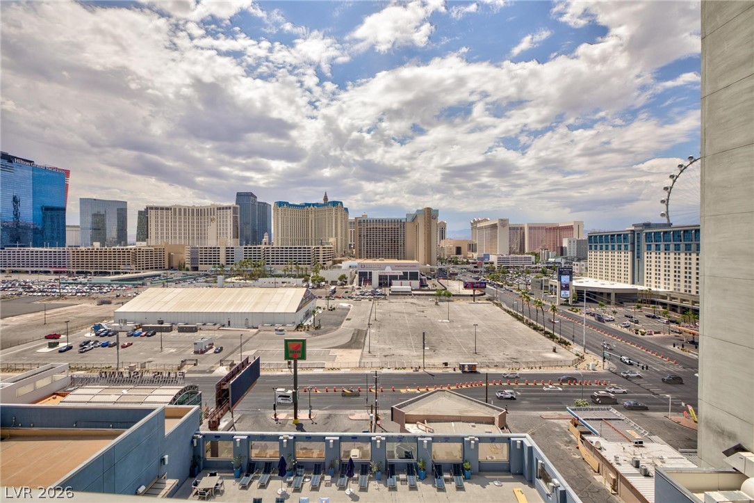 211 E Flamingo Road 1018