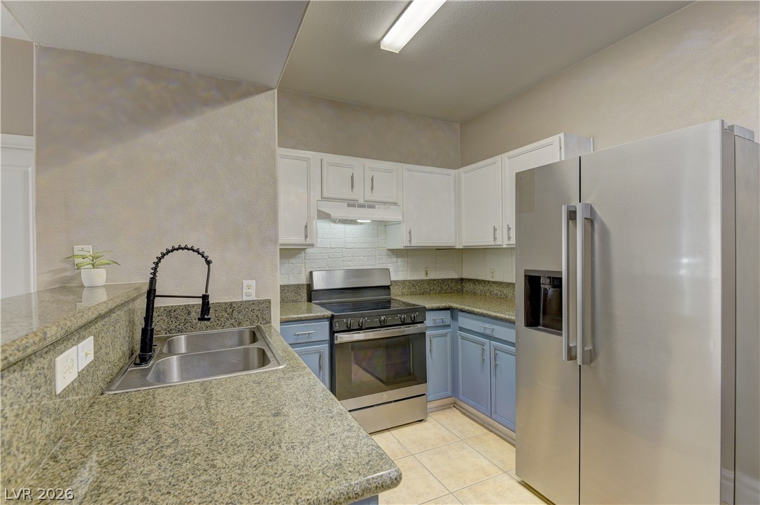 2131 Hussium Hills Street 106