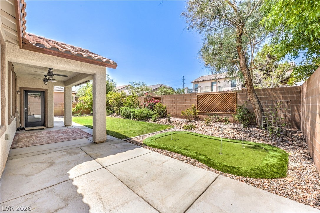 8213 Dragonfly Bush Court