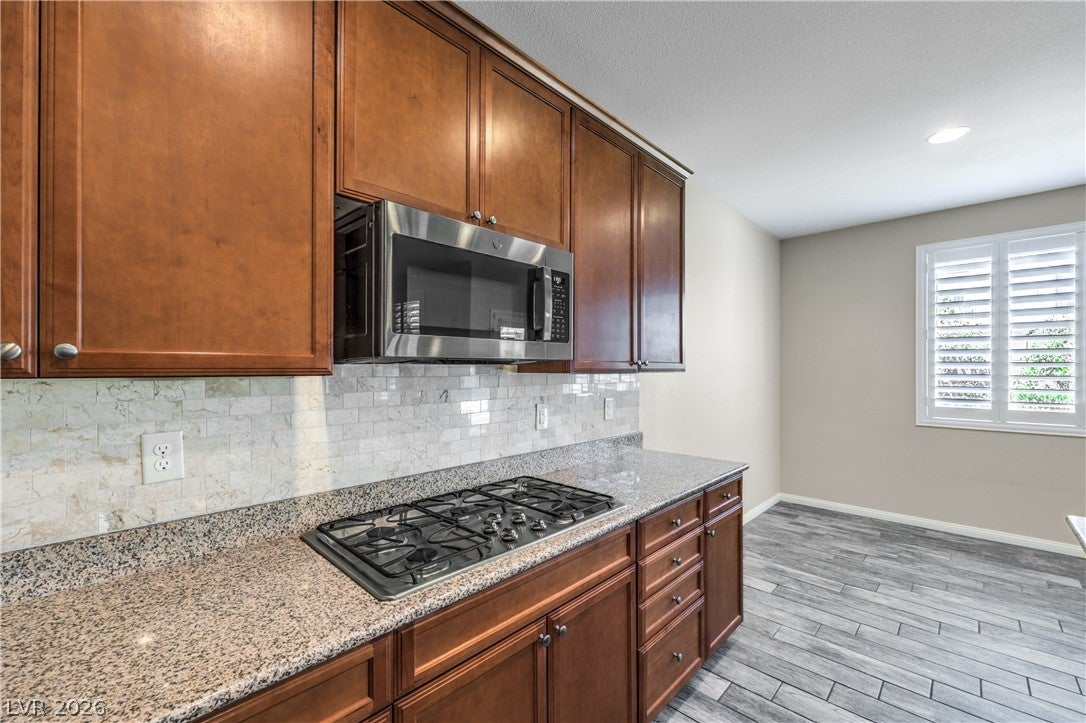 8213 Dragonfly Bush Court