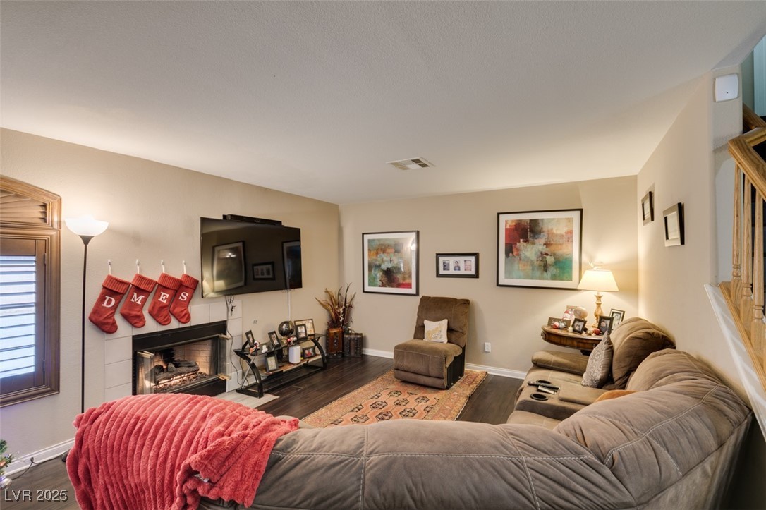 5041 Sublight Avenue