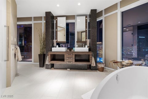 Tiny photo for 3750 Las Vegas Boulevard #2608, Las Vegas, NV 89158 (MLS # 2723685)