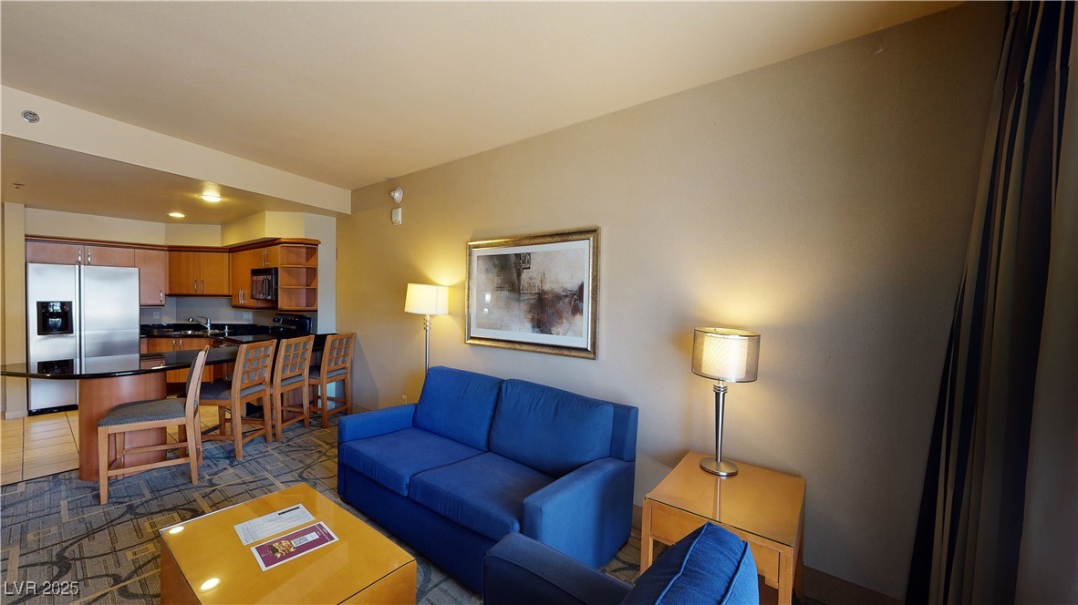 211 E Flamingo Road 202