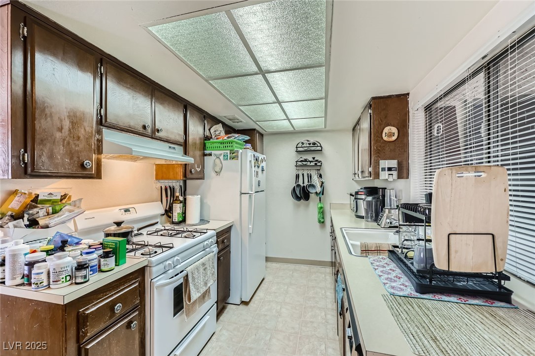 1420 Vegas Valley Drive #22, Las Vegas, Nevada image 6