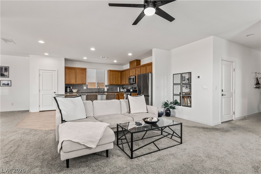 9692 Jade Rise Avenue