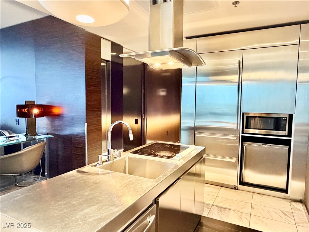 4381 W Flamingo Road 2821