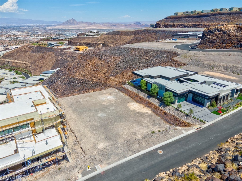 567 Rock Peak Drive