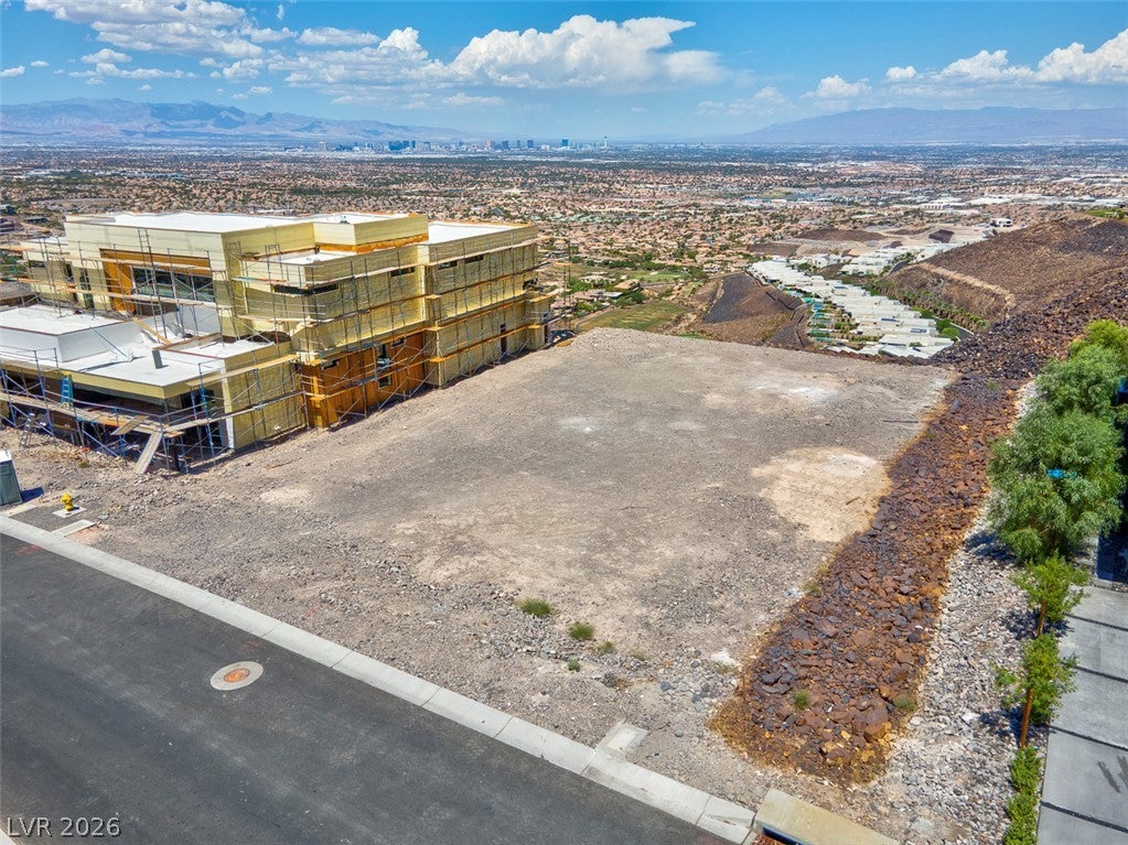 567 Rock Peak Drive