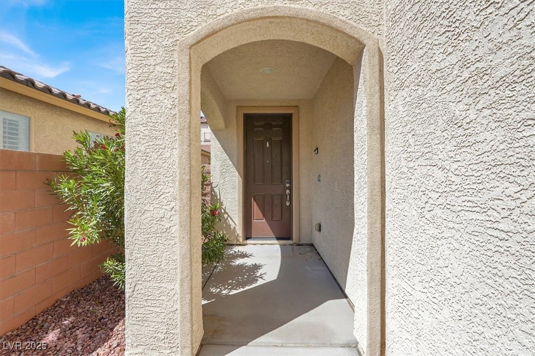 Las Vegas, Nevada 89166, United States, 4 Bedrooms Bedrooms, ,3 BathroomsBathrooms,Residential,Pending,109341