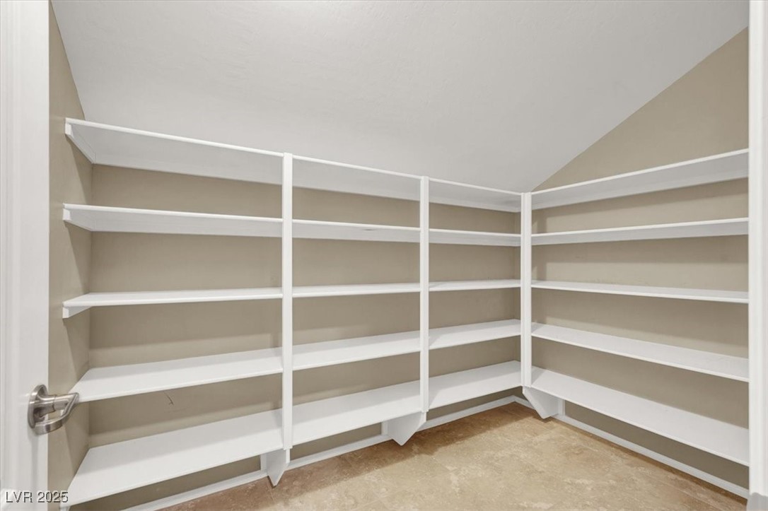 Las Vegas, Nevada 89166, United States, 4 Bedrooms Bedrooms, ,3 BathroomsBathrooms,Residential,Pending,109341