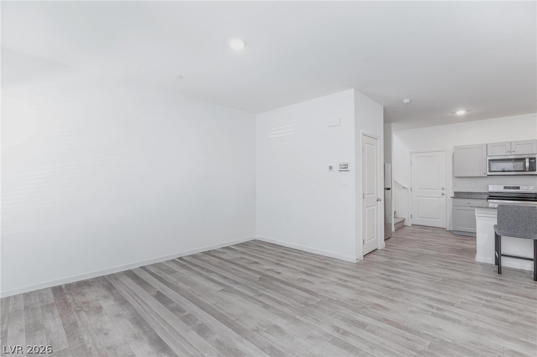 4145 Lunar Canyon Avenue