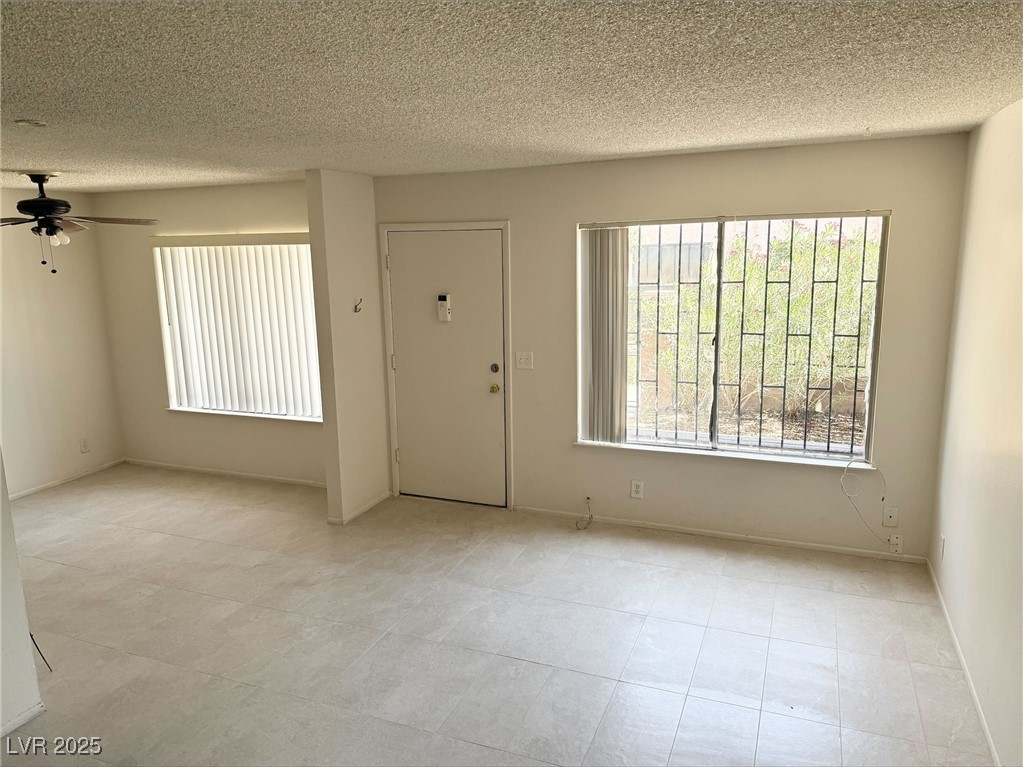 Las Vegas, Nevada 89119, United States, 2 Bedrooms Bedrooms, ,2 BathroomsBathrooms,Residential,Active,153563