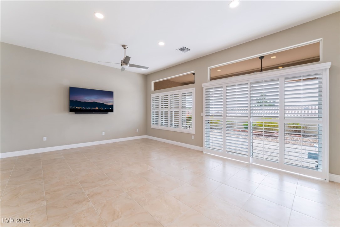 10901 Fort Valley Avenue, Las Vegas, Nevada image 10
