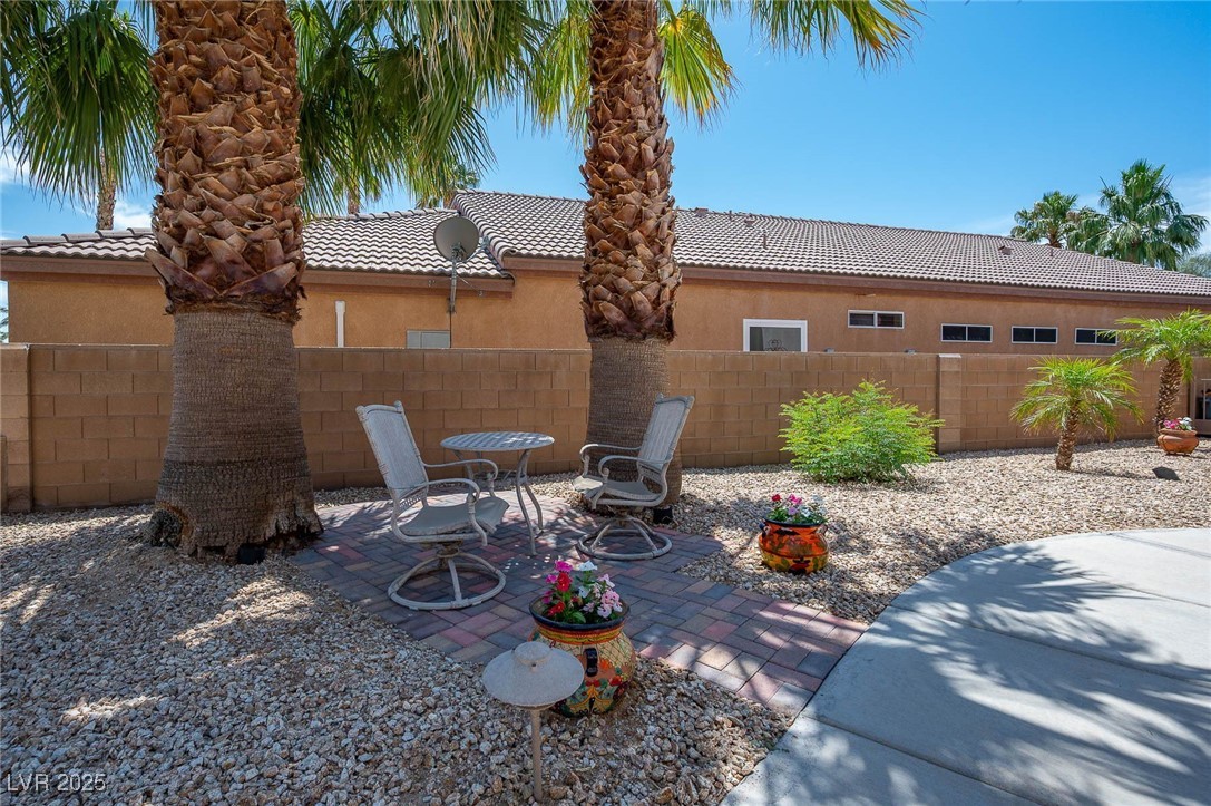 2505 Links Drive