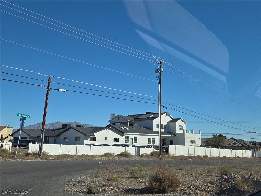 Photo of 5724 N Grand Canyon Drive, Las Vegas, NV 89149 (MLS # 2778018)