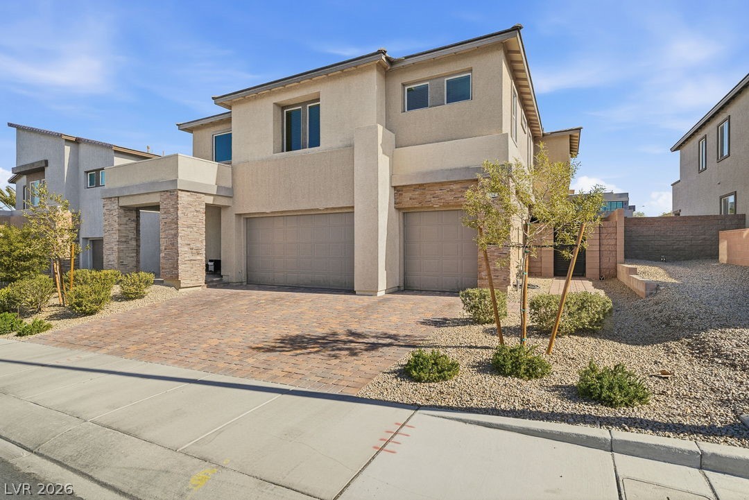 194 Viento Ridge Street