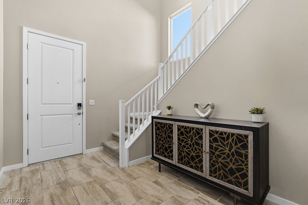 194 Viento Ridge Street