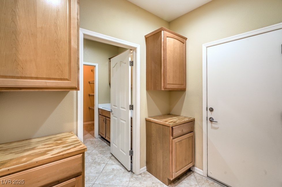 2186 Savannah River Street, Henderson, Nevada image 17