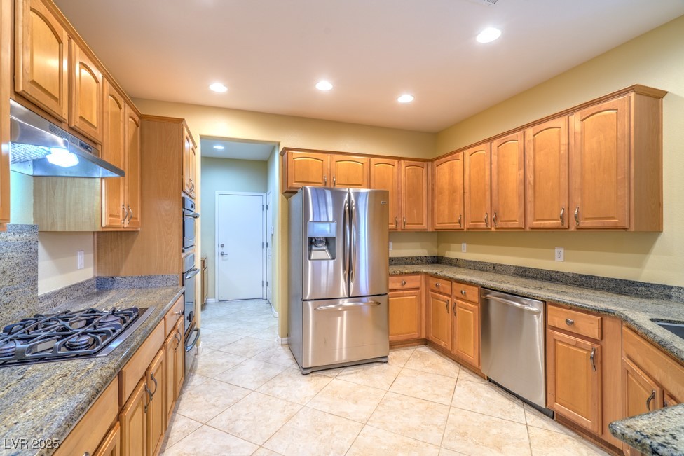 2186 Savannah River Street, Henderson, Nevada image 13