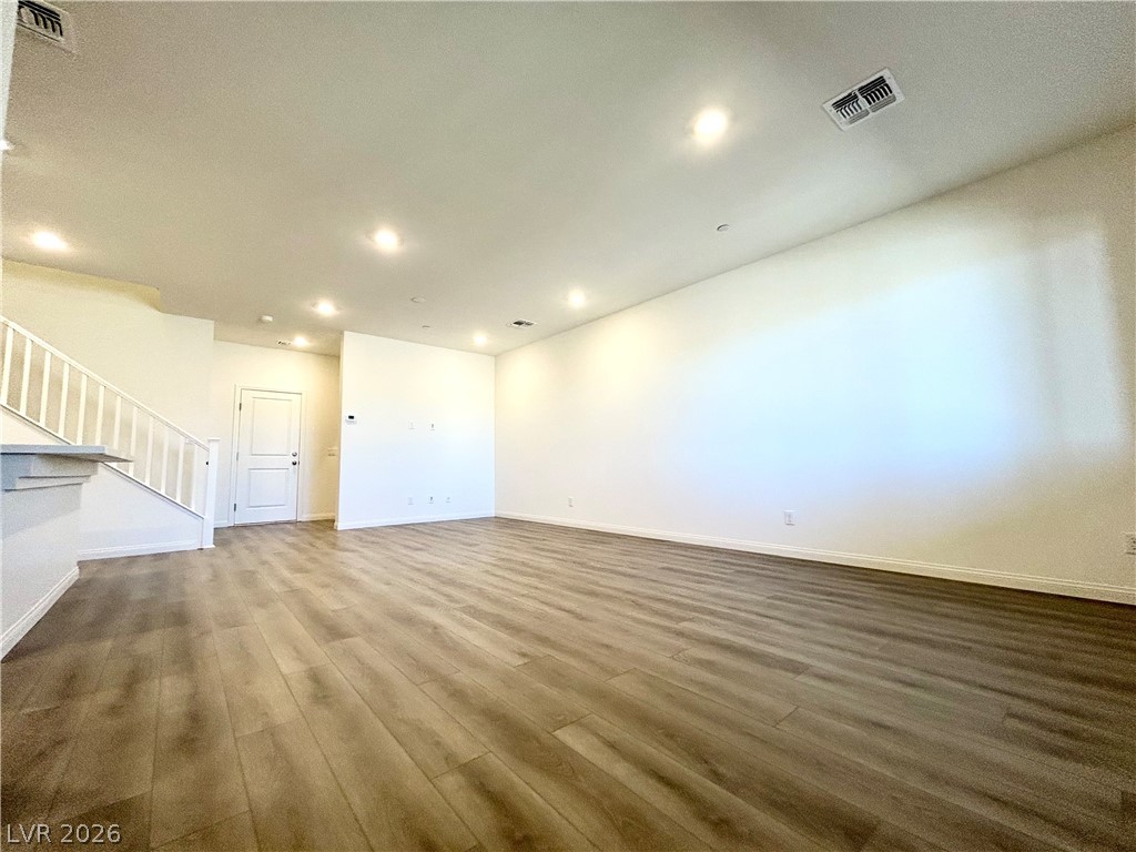 12476 Kings Creek Place