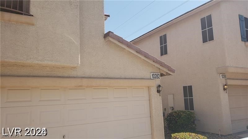 10282 Keystone Pastures Street, Las Vegas, Nevada image 2