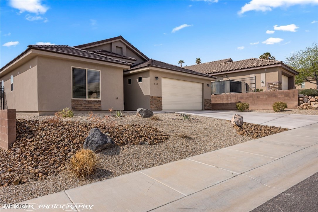 942 Shadow Hawk Ridge, Mesquite, Nevada image 2