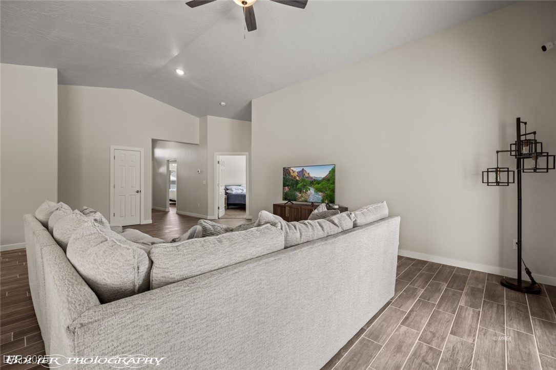 942 Shadow Hawk Ridge, Mesquite, Nevada image 21