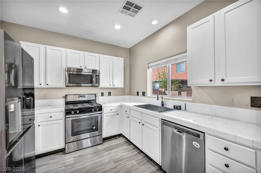 5531 Nickel Ridge Way