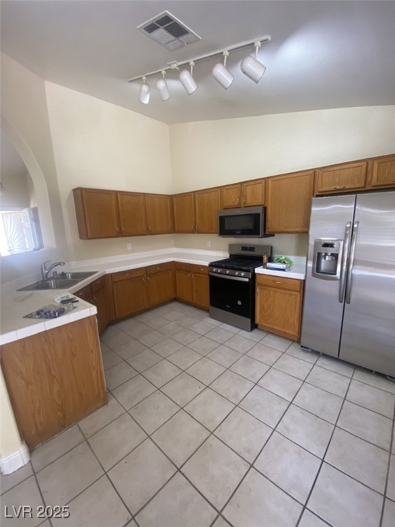 Las Vegas, Nevada 89122, United States, 3 Bedrooms Bedrooms, ,2 BathroomsBathrooms,Residential,Active,146842
