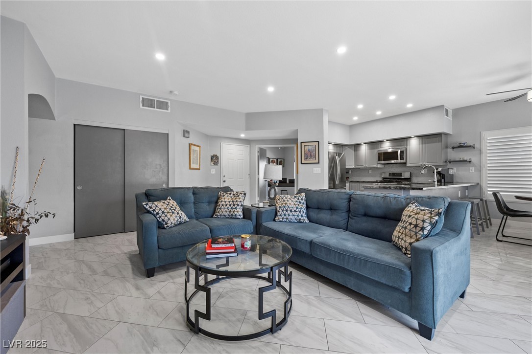4821 Black Bear Road #101, Las Vegas, Nevada image 9