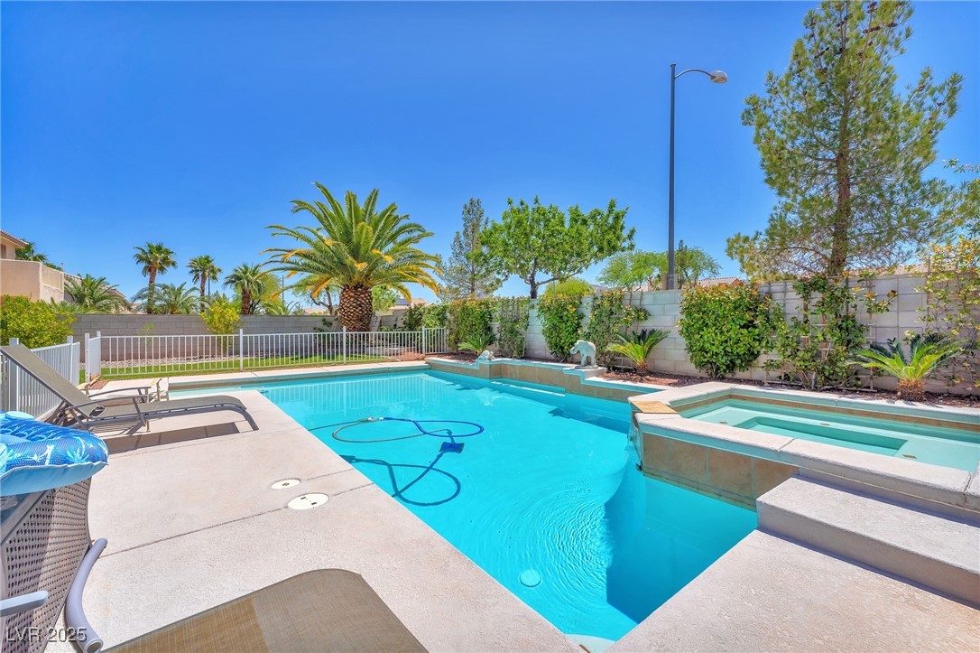 1035 Tabor Hill Avenue, Henderson, Nevada image 39
