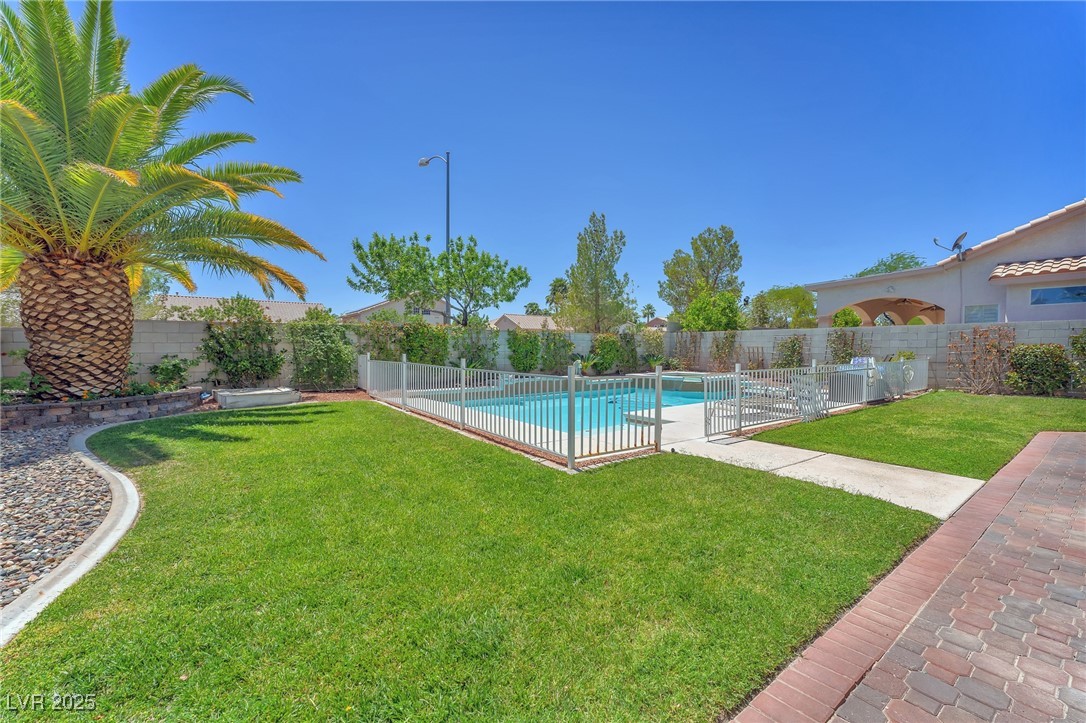 1035 Tabor Hill Avenue, Henderson, Nevada image 42
