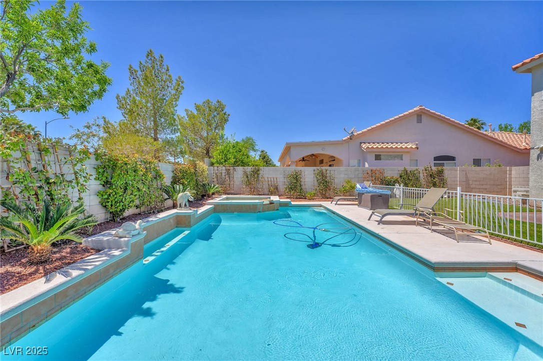 1035 Tabor Hill Avenue, Henderson, Nevada image 41