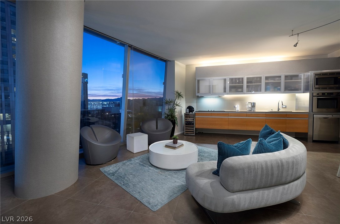 3722 S Las Vegas Boulevard 802