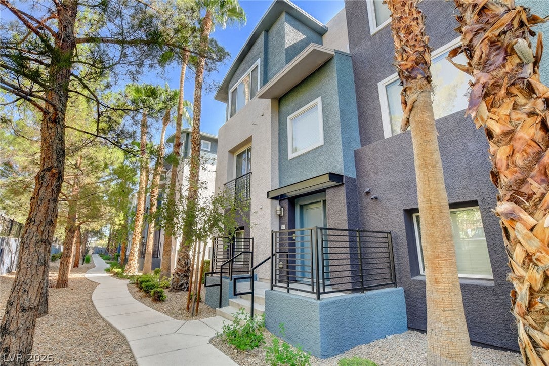 9050 W Tropicana Avenue 1137