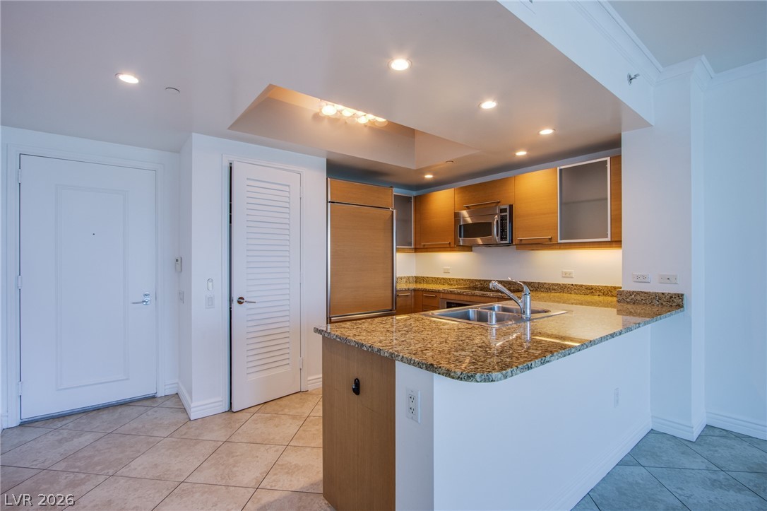 322 Karen Avenue 1603