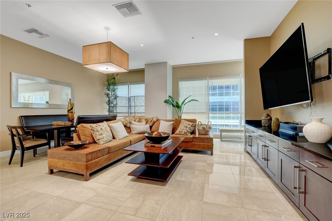 4575 Dean Martin Drive 3304