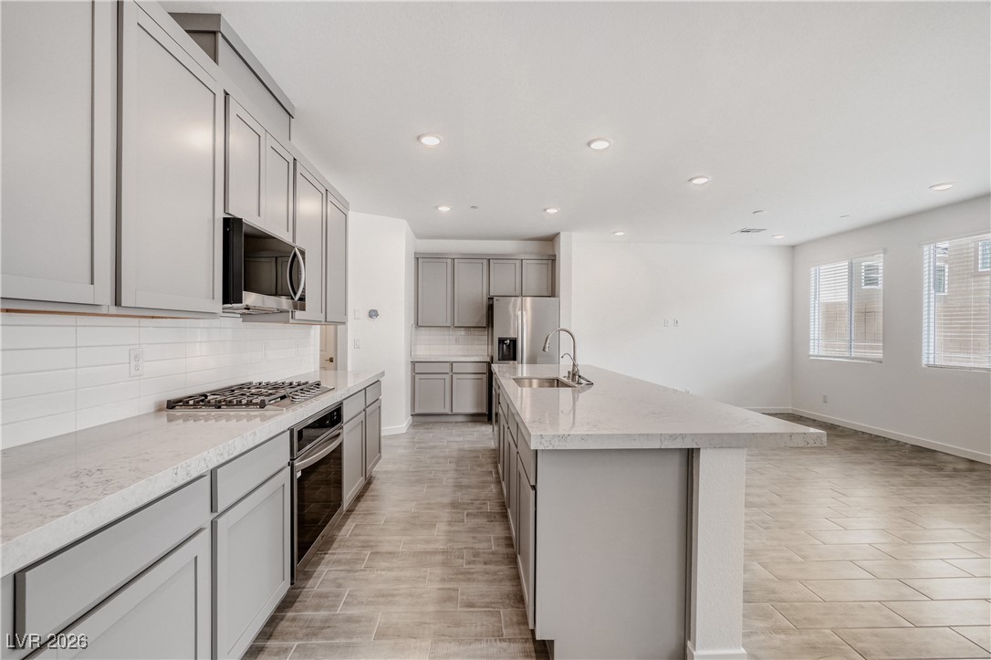 881 Arbor Spring Street