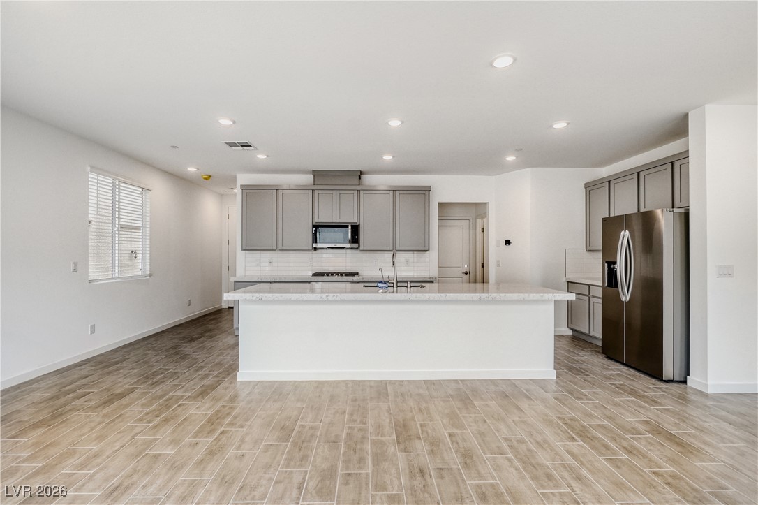 881 Arbor Spring Street