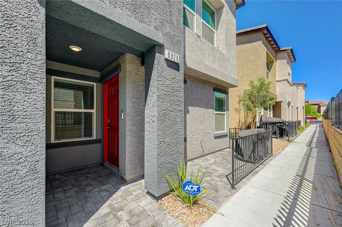 6928 Honor Hill Street