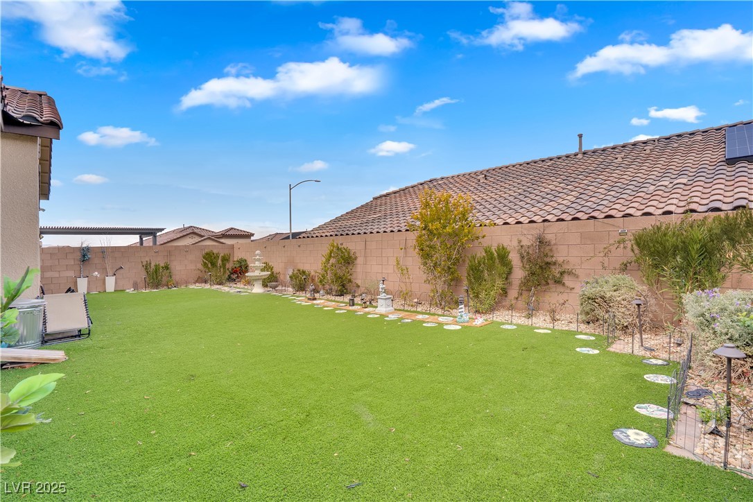 330 Meadow Brush Place, Henderson, Nevada image 21